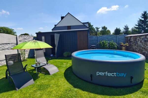 realizacja-perfect-bay-baseny-w-ogrodzie-klienta